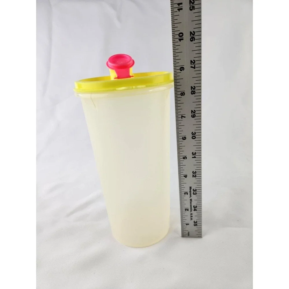 Vtg Tupperware 261-10 Handolier Pitcher Container Lid Pour Spout Juice Shake